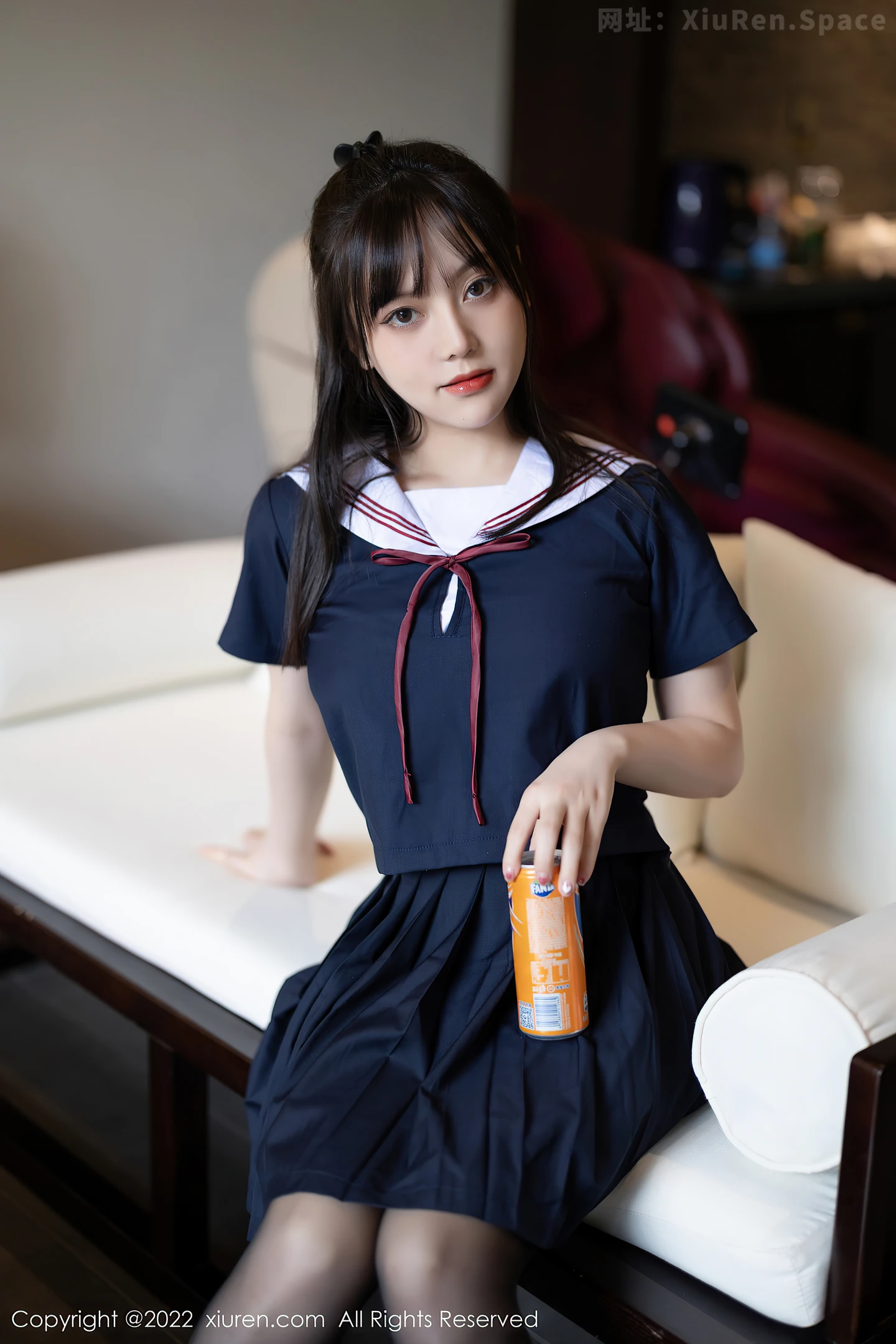图片[3]-[XiuRen秀人网]VOL.4826 模特豆瓣酱性感深蓝色套装配超薄无内黑丝秀丰满身材诱惑写真71P-秀人网官方网站